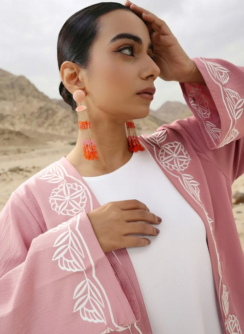 آي شين عباية طويلة مطرزة منسوجة بلون الخوخ مع حجاب